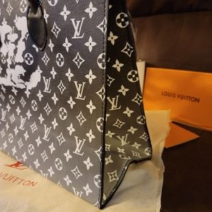 Brand New Women's Purse/Tote New never used!